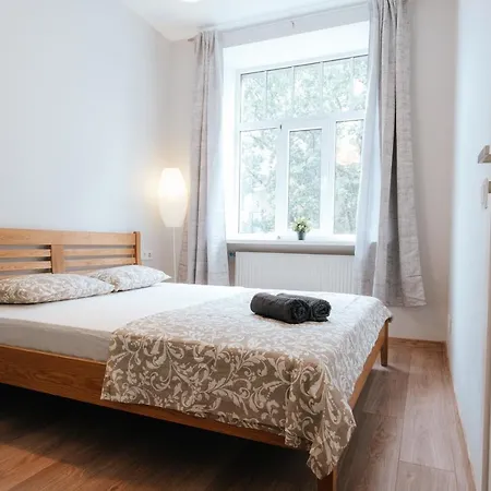 Comfort At Hanzas Residence, Near Cafes, Bars, Museums & Esplanade