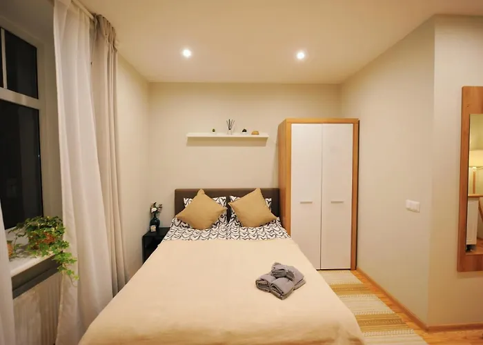 Comfort At Hanzas Residence, Near Cafes, Bars, Museums & Esplanade Riga