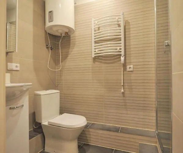 Comfort At Hanzas Residence, Near Cafes, Bars, Museums & Esplanade Riga