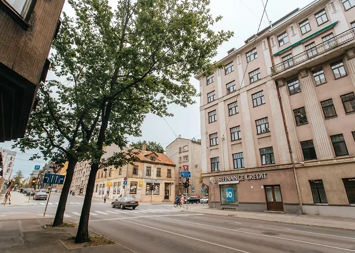 Comfort At Hanzas Residence, Near Cafes, Bars, Museums & Esplanade *