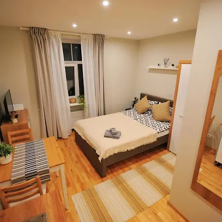 Comfort At Hanzas Residence, Near Cafes, Bars, Museums & Esplanade Διαμέρισμα Ρίγα