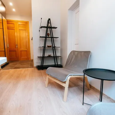 Comfort At Hanzas Residence, Near Cafes, Bars, Museums & Esplanade アパート リガ